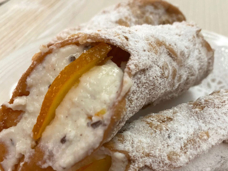 Cannoli con ricotta abruzzese - Giangi Pizza e Ricerca